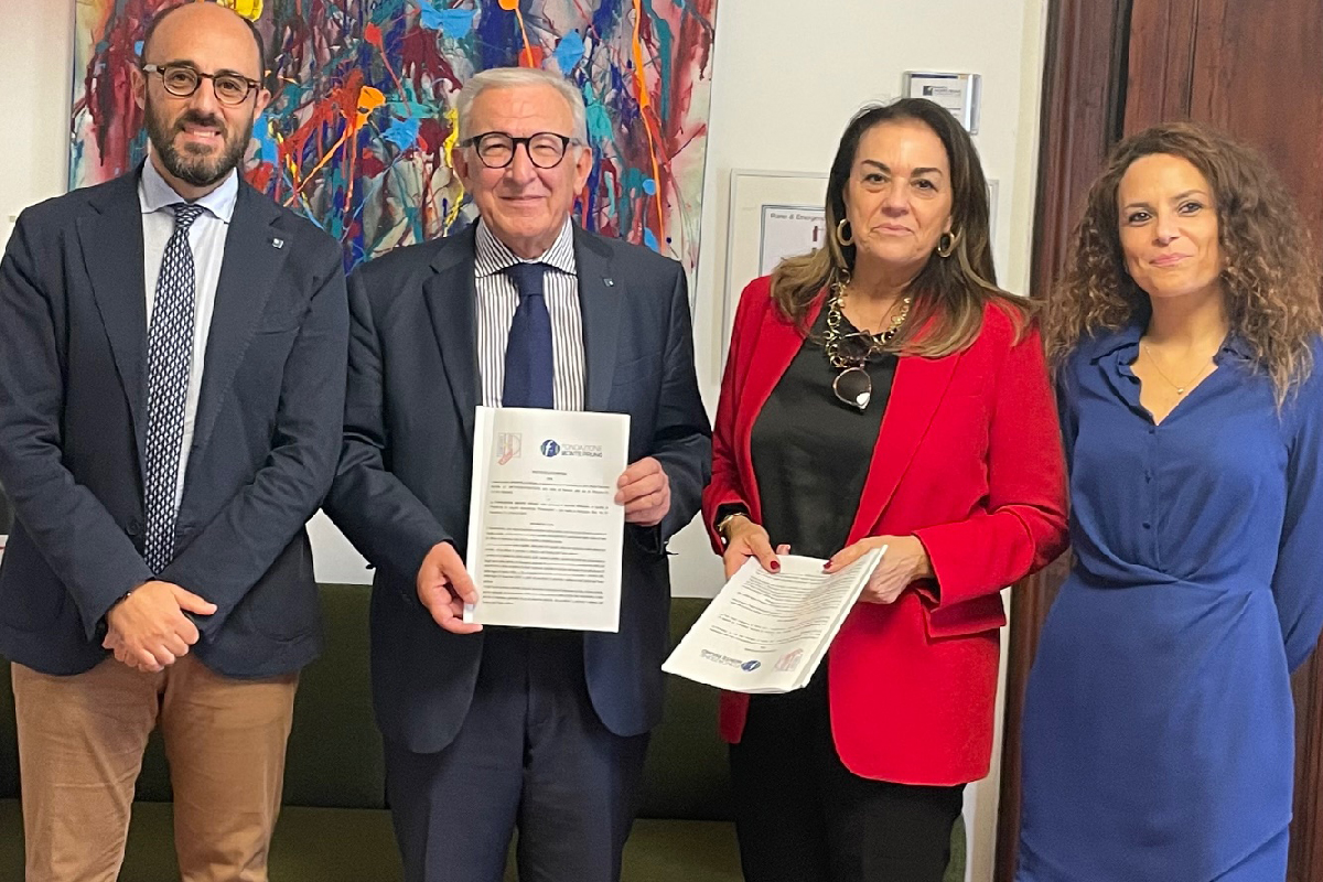 2023 SPORTELLO ROSA_1200x800